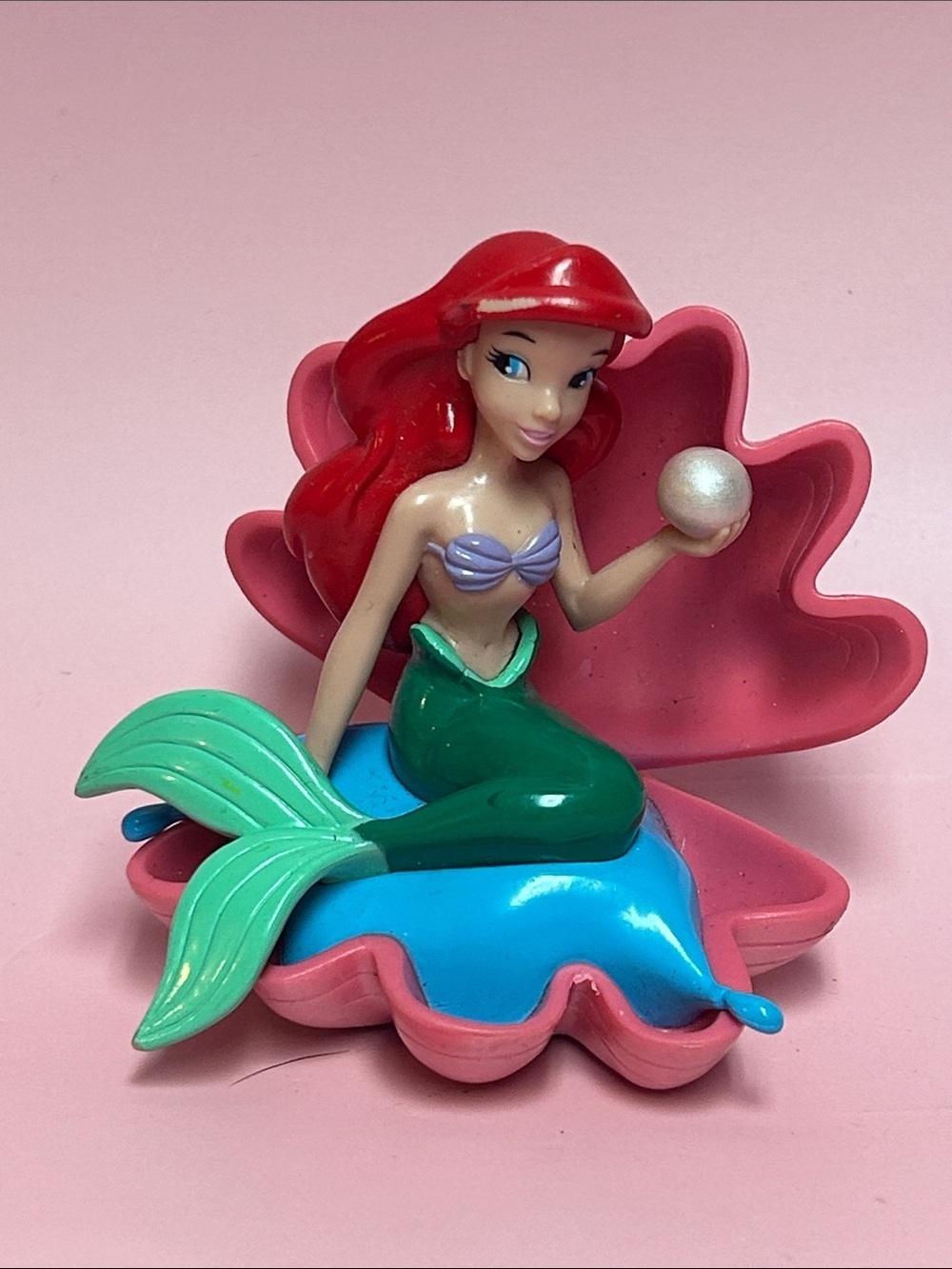 🔥🔥Disney Little Mermaid Ariel Sitting in Clamshell PVC Figure Cake Topper …